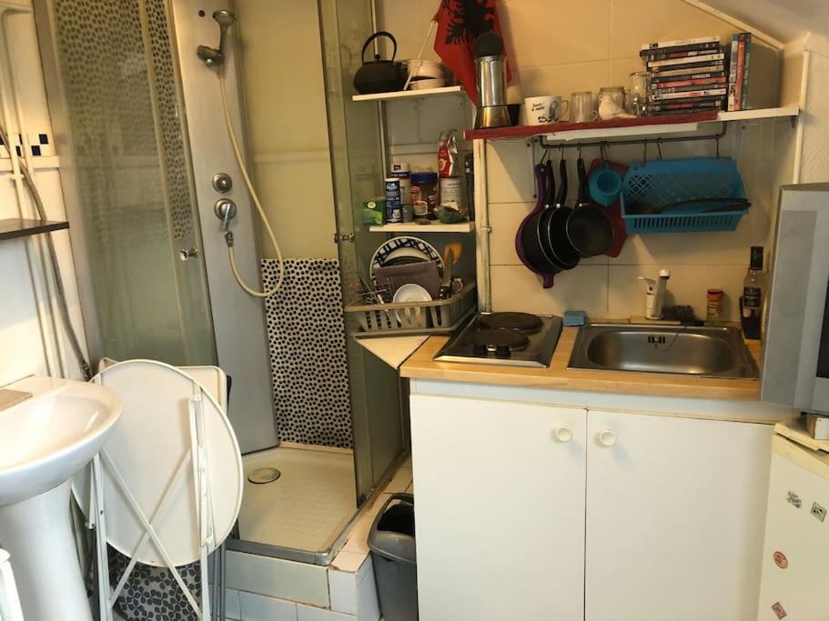Confortable Studio,paris 14 Eme * París